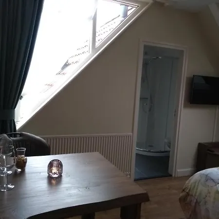 Ons Nest Bed & Breakfast Westwoud